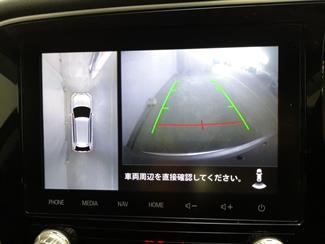 2020 Mitsubishi Outlander - Thumbnail