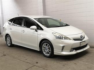 2012 Toyota Prius - Thumbnail