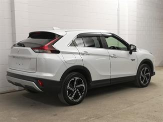 2021 Mitsubishi Eclipse Cross - Thumbnail