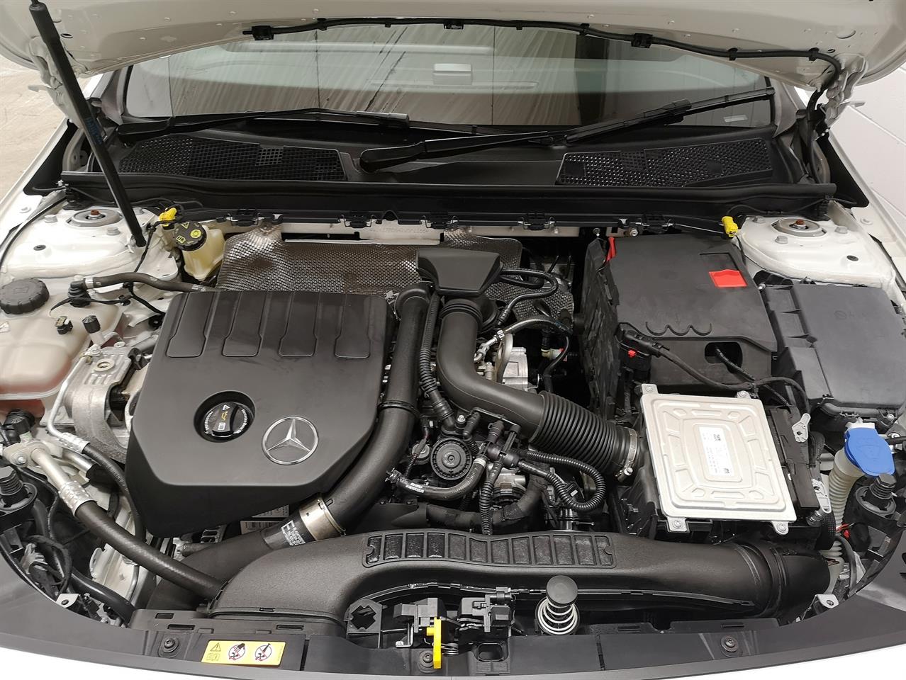 2020 Mercedes-Benz A 180
