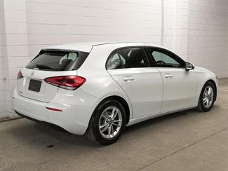 2020 Mercedes-Benz A 180 - Thumbnail
