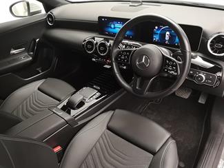 2020 Mercedes-Benz A 180 - Thumbnail