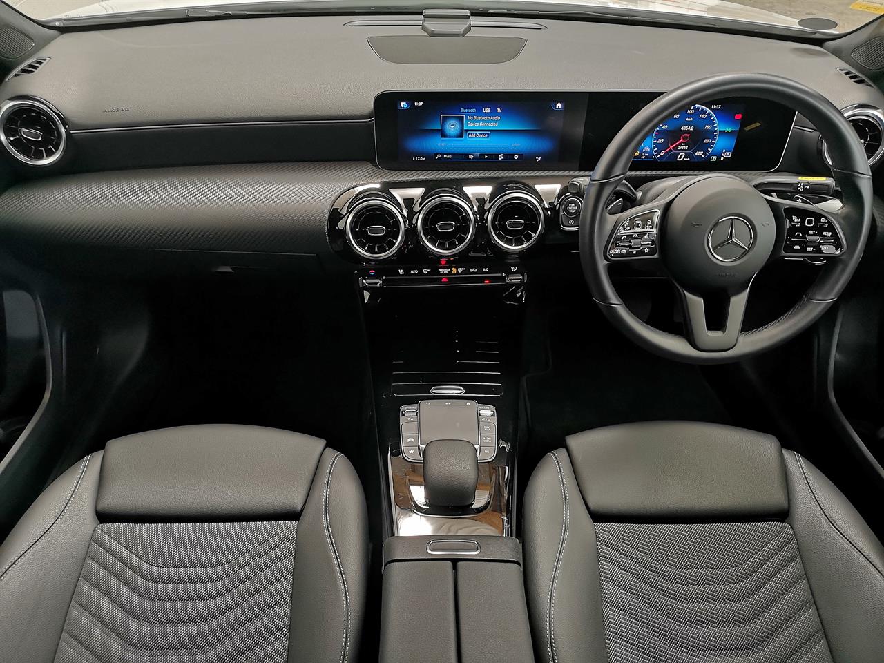 2020 Mercedes-Benz A 180