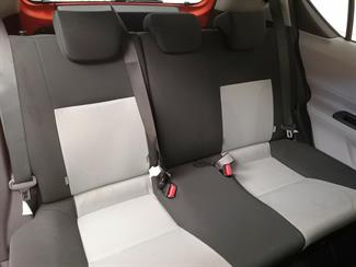 2012 Toyota Aqua - Thumbnail