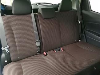 2018 Toyota Vitz - Thumbnail