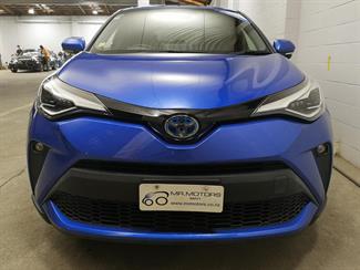 2020 Toyota C-HR - Thumbnail