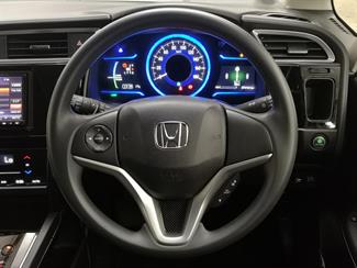 2016 Honda Shuttle - Thumbnail