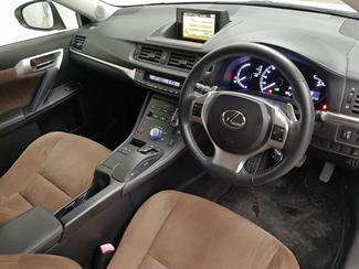 2012 Lexus CT 200H - Thumbnail