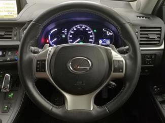 2012 Lexus CT 200H - Thumbnail