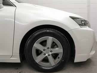 2014 Lexus CT 200H - Thumbnail
