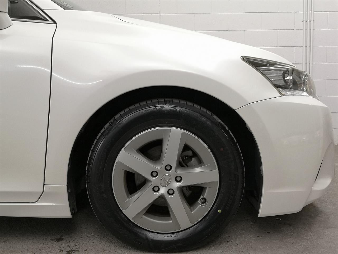 2014 Lexus CT 200H