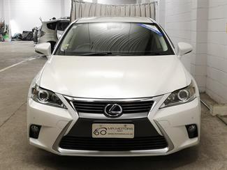 2014 Lexus CT 200H - Thumbnail