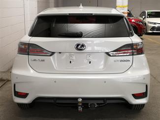 2014 Lexus CT 200H - Thumbnail