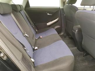 2013 Toyota Prius - Thumbnail