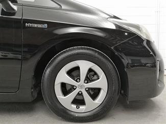 2013 Toyota Prius - Thumbnail
