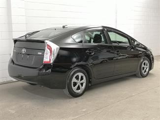 2013 Toyota Prius - Thumbnail