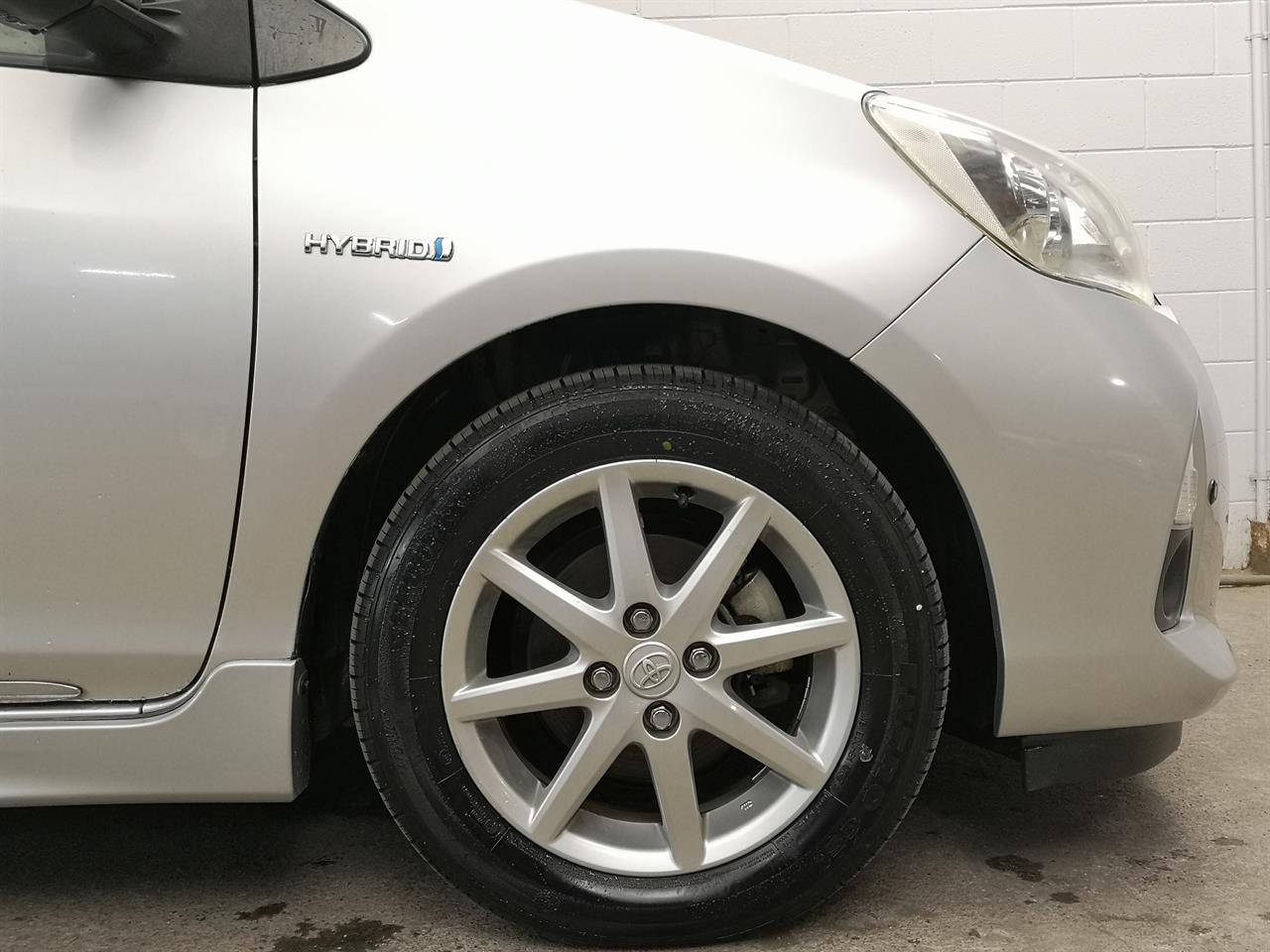 2013 Toyota Aqua
