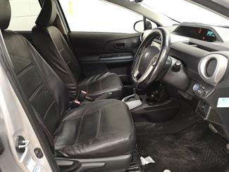 2013 Toyota Aqua - Thumbnail