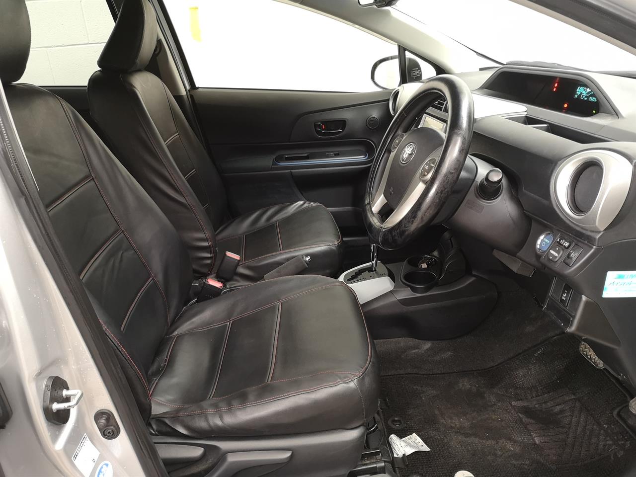 2013 Toyota Aqua