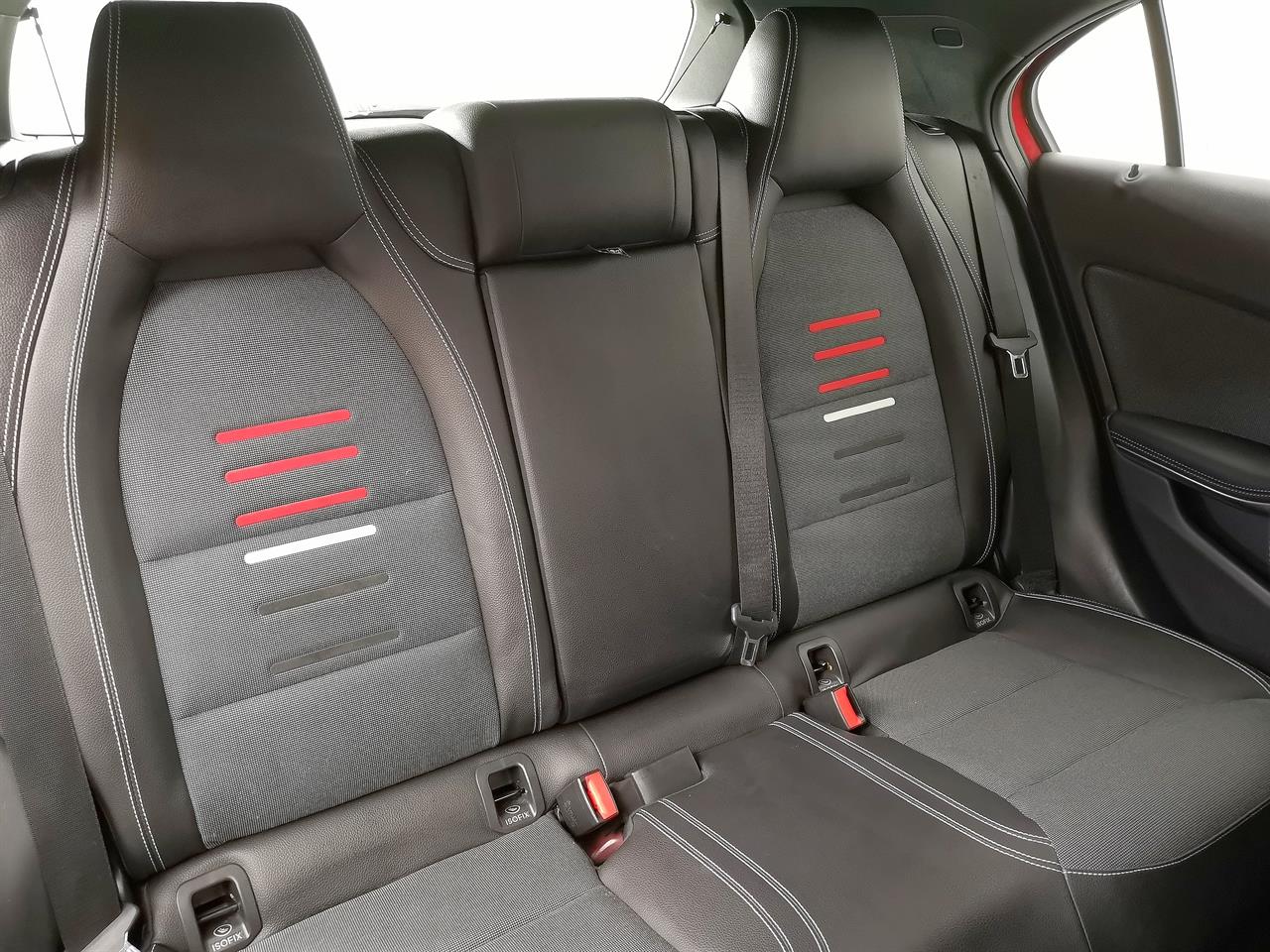 2018 Mercedes-Benz A 180