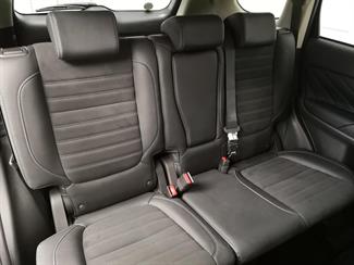2015 Mitsubishi Outlander - Thumbnail