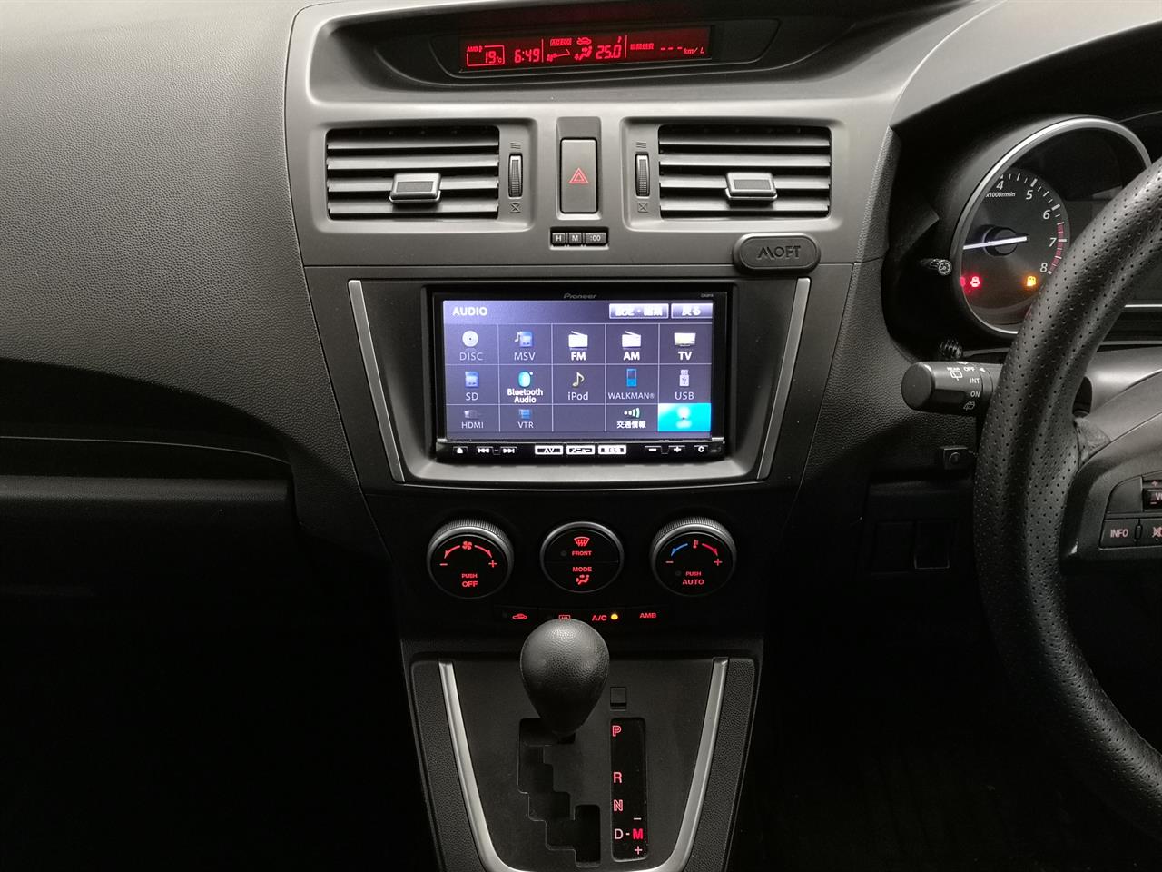 2014 Mazda Premacy