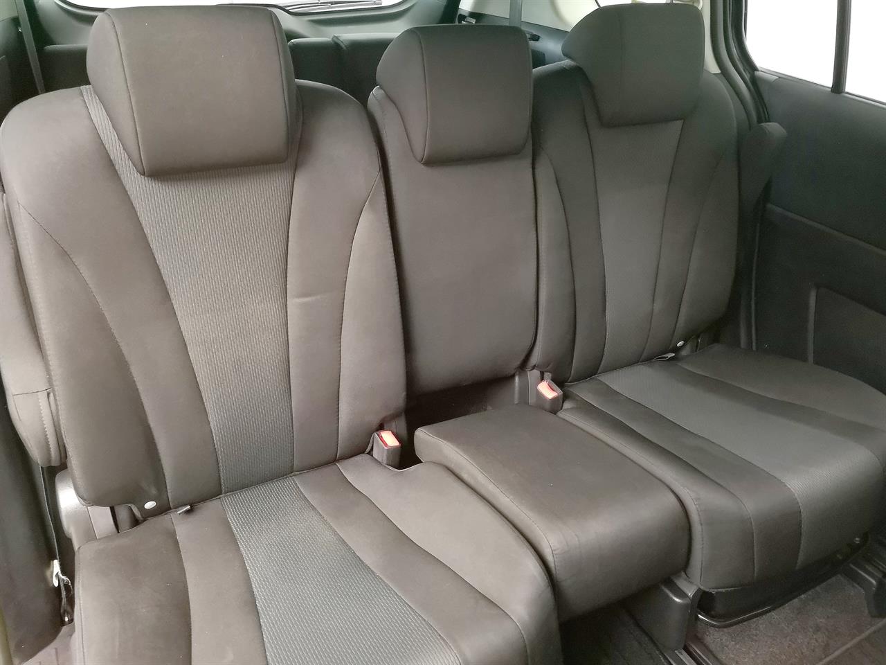 2014 Mazda Premacy