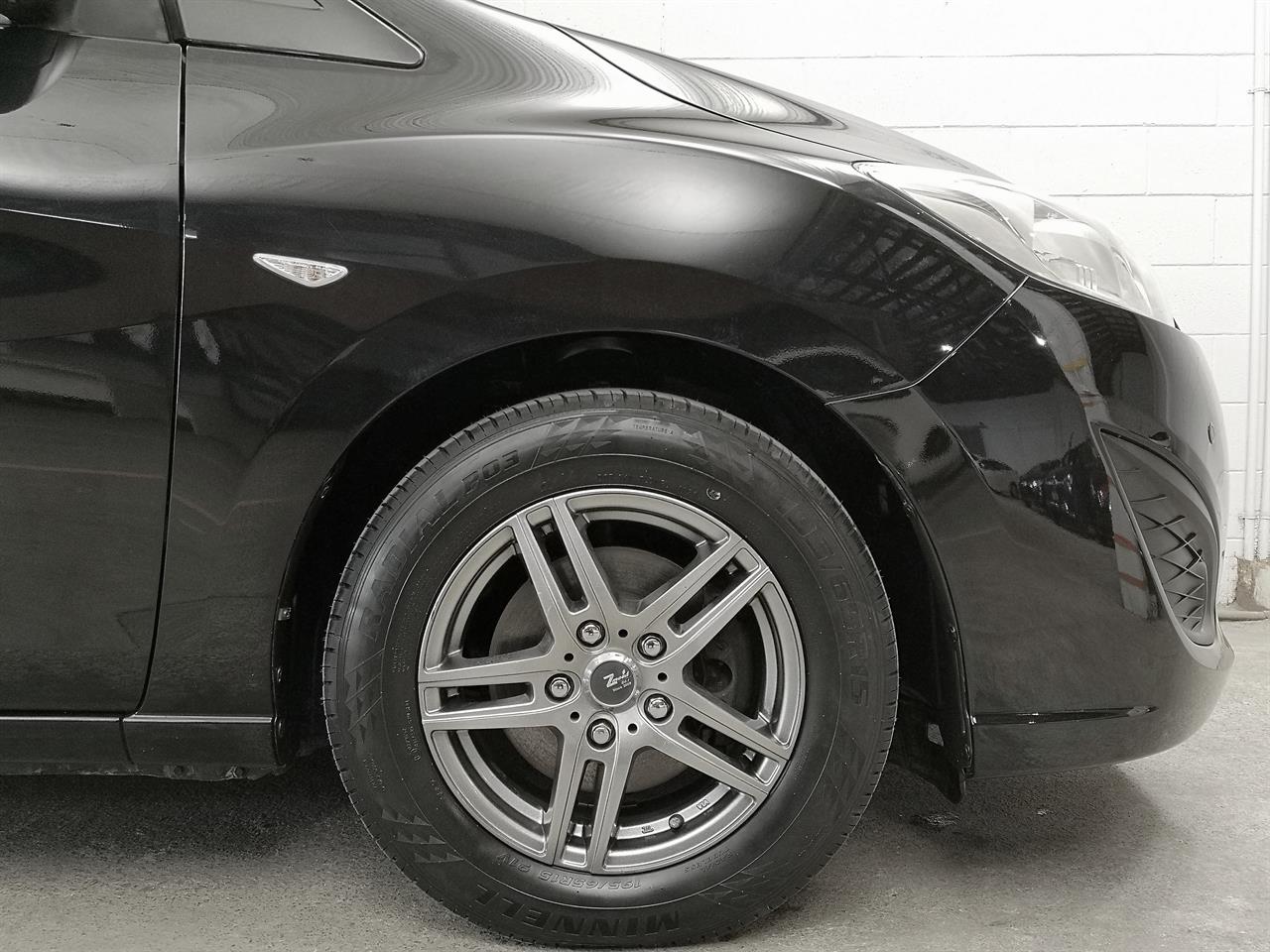 2014 Mazda Premacy