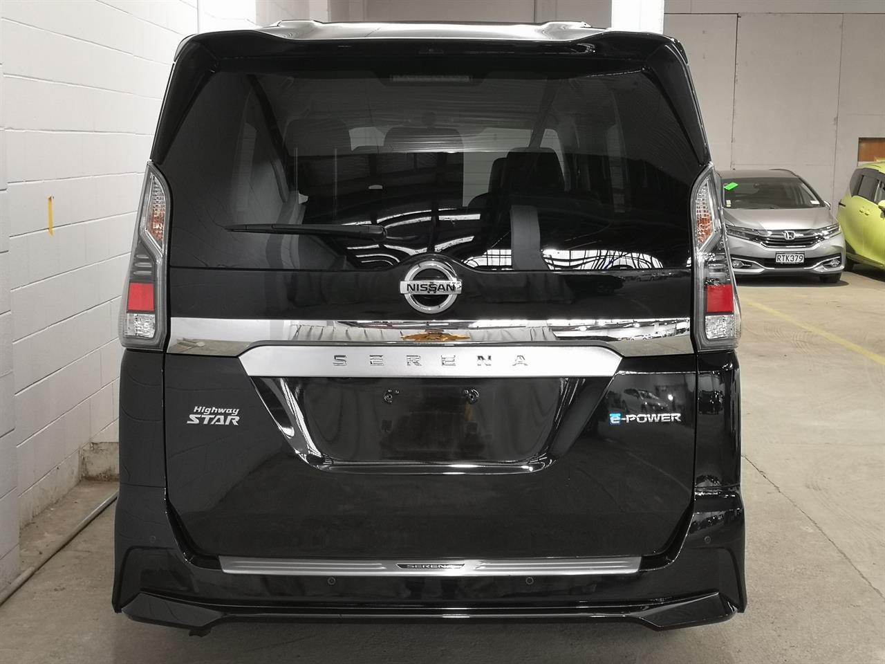 2018 Nissan Serena