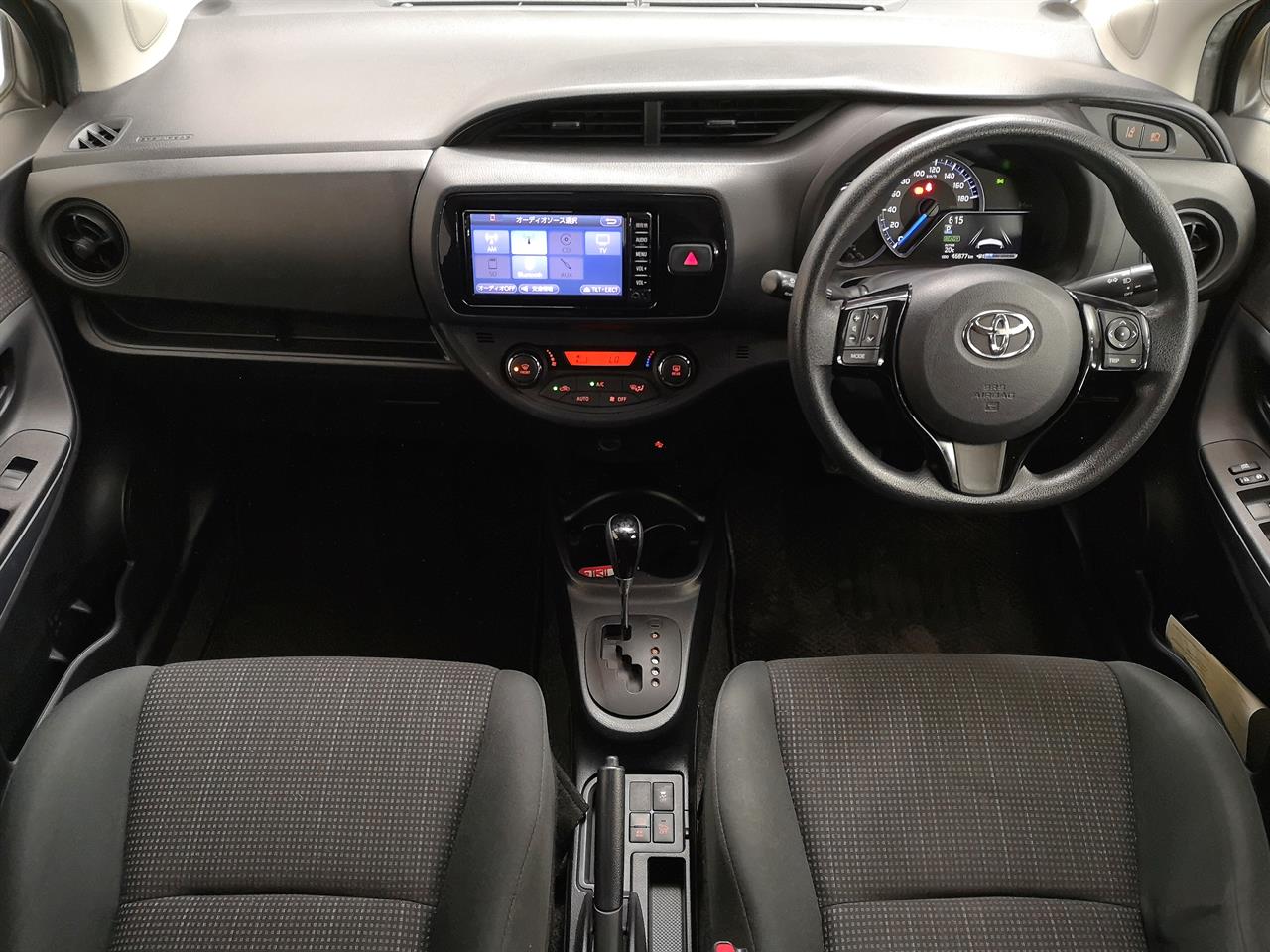 2017 Toyota Vitz