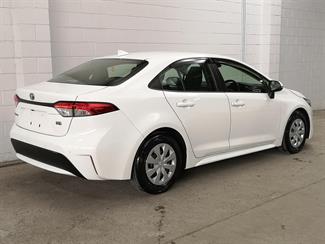 2021 Toyota Corolla - Thumbnail