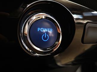 2017 Toyota Prius - Thumbnail