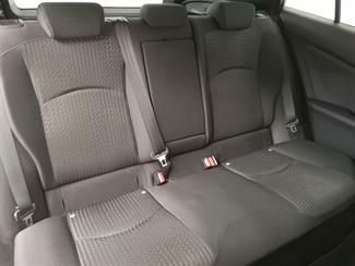 2017 Toyota Prius - Thumbnail