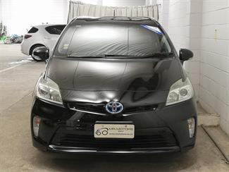 2012 Toyota Prius - Thumbnail
