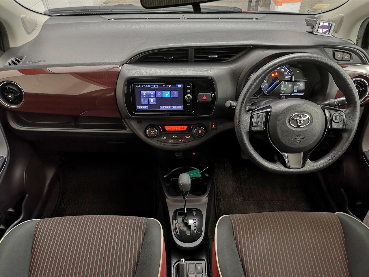 2017 Toyota Vitz