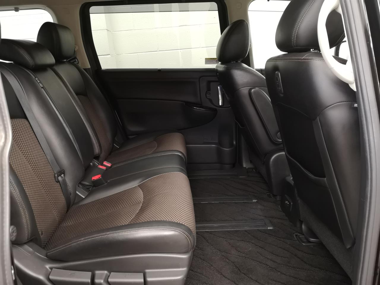 2012 Nissan Elgrand