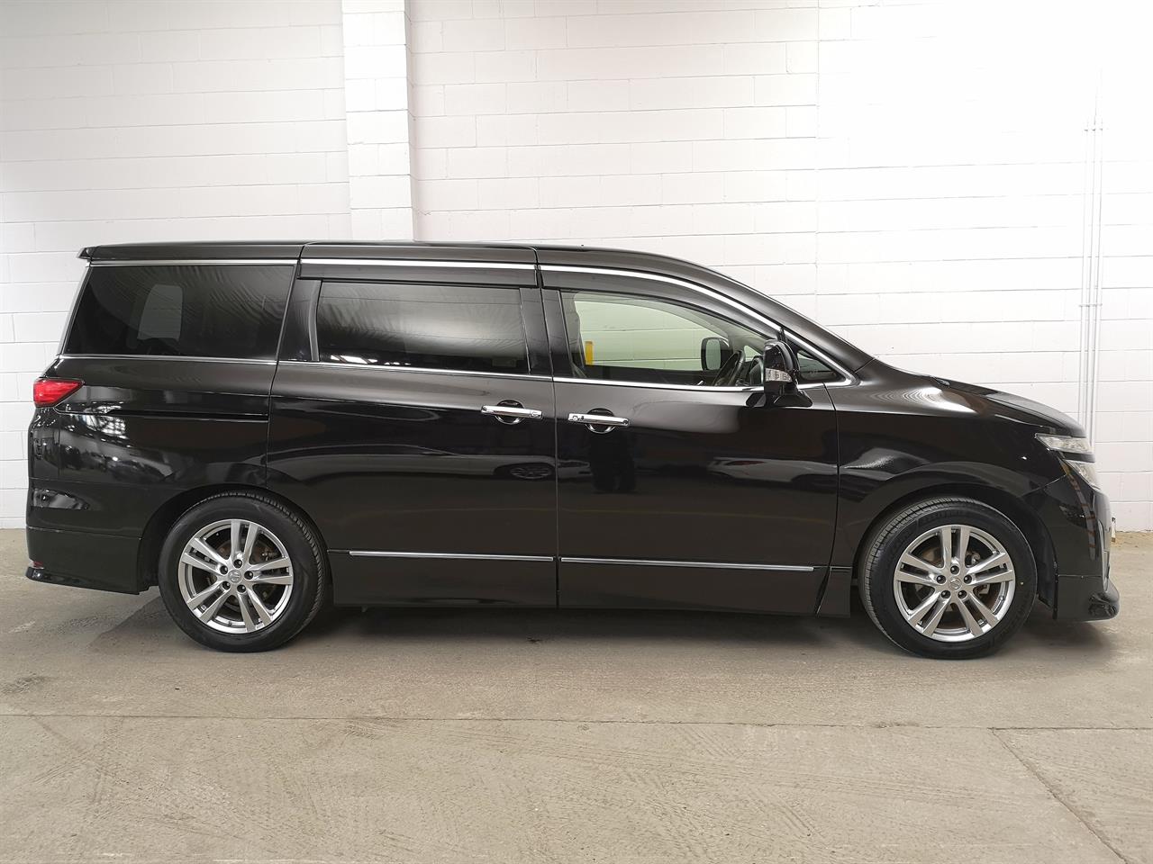 2012 Nissan Elgrand