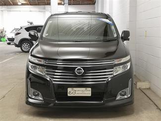 2012 Nissan Elgrand - Thumbnail