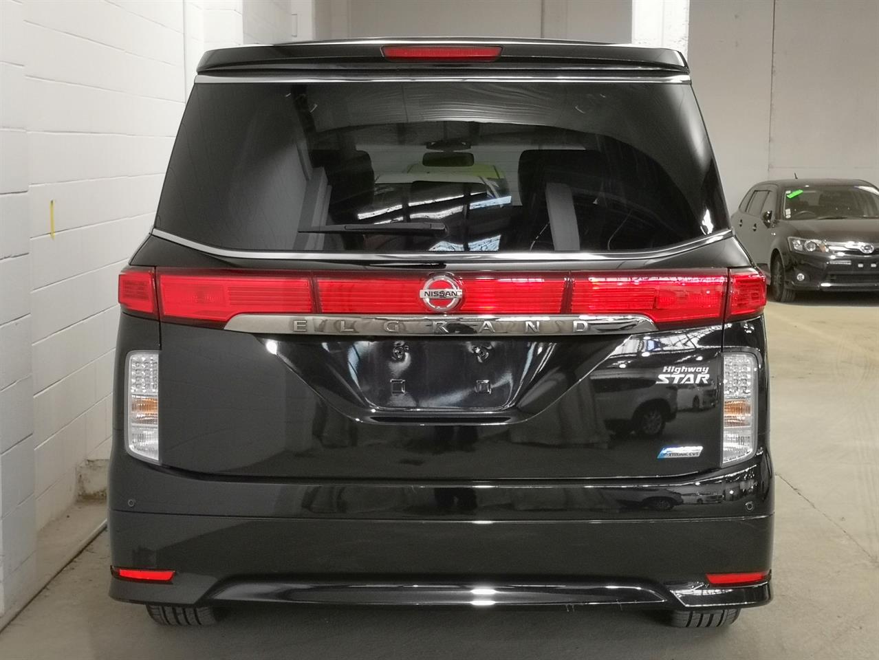 2012 Nissan Elgrand