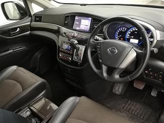 2012 Nissan Elgrand - Thumbnail