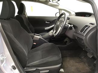 2013 Toyota Prius - Thumbnail