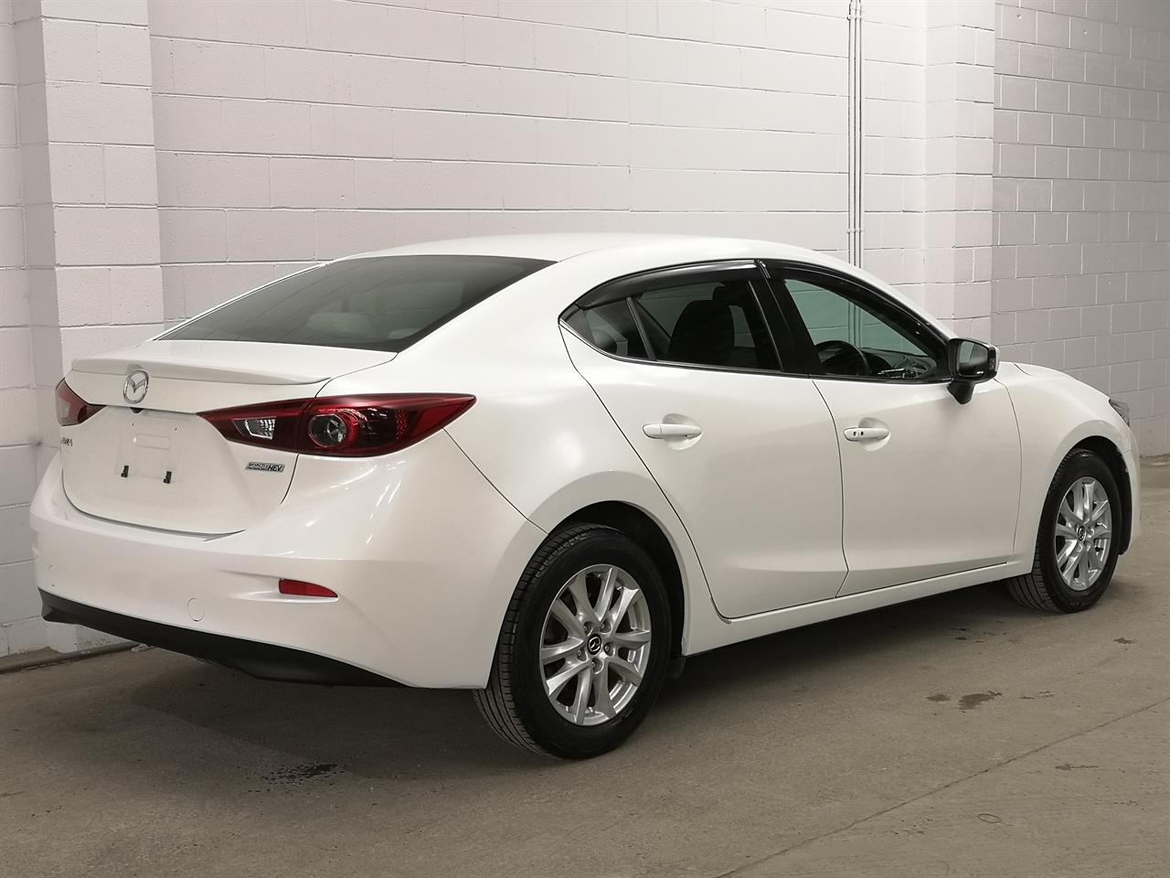 2014 Mazda Axela
