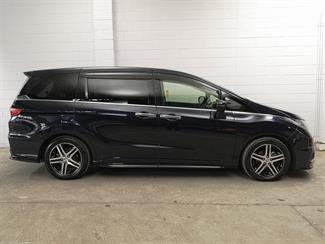 2015 Honda Odyssey - Thumbnail