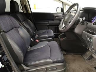 2015 Honda Odyssey - Thumbnail