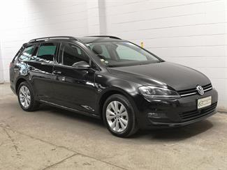 2016 Volkswagen Golf - Thumbnail