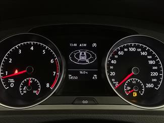 2016 Volkswagen Golf - Thumbnail