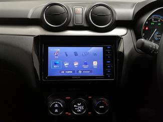 2017 Suzuki Swift - Thumbnail