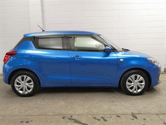 2017 Suzuki Swift - Thumbnail