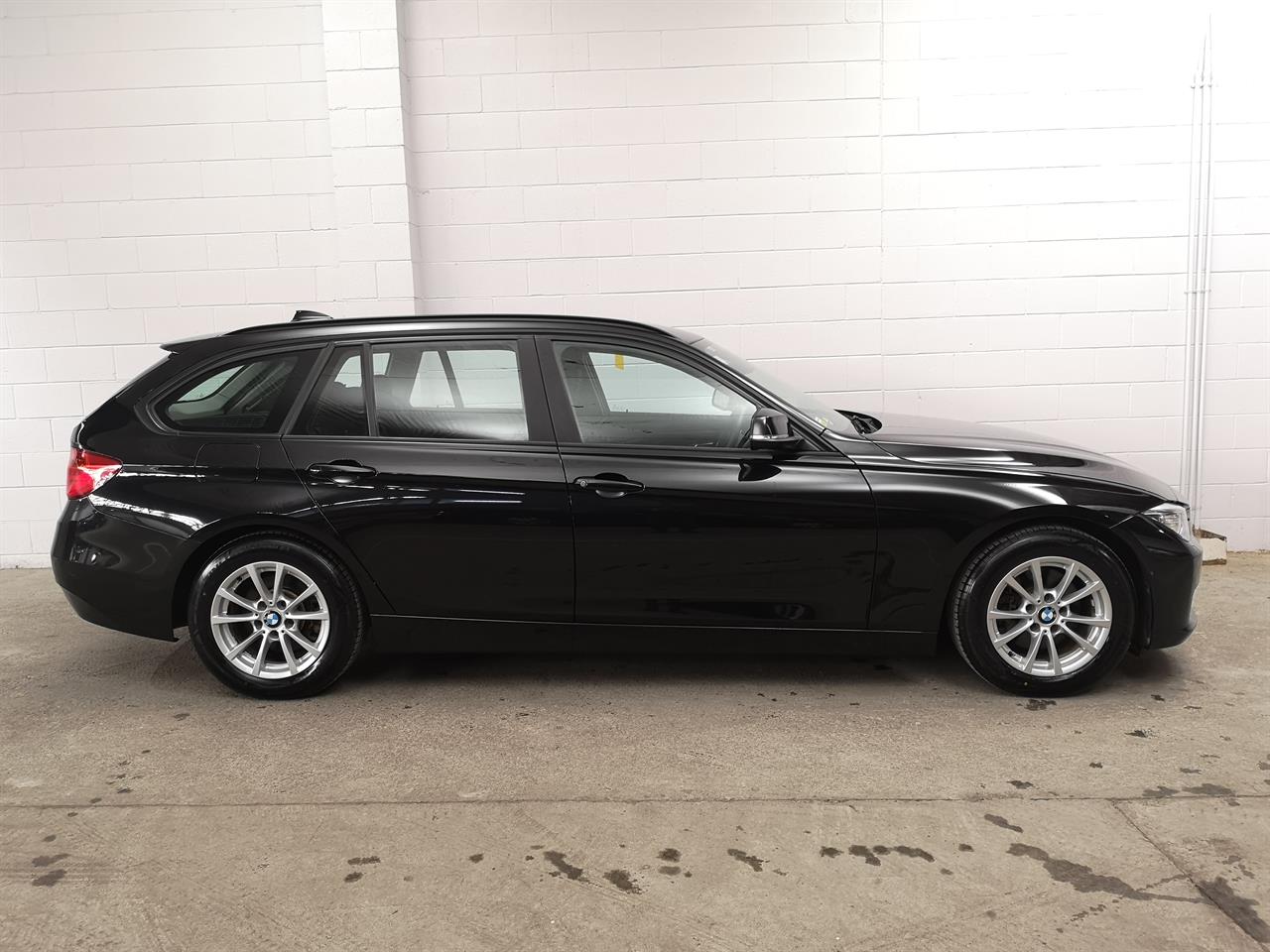2015 BMW 320i