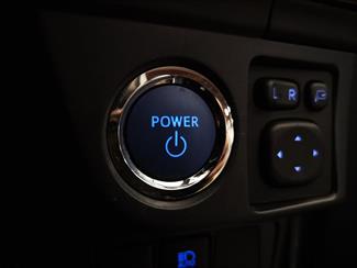 2018 Toyota Corolla - Thumbnail